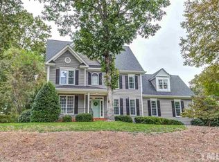 200 Highlands Lake Dr, Cary, NC 27518
