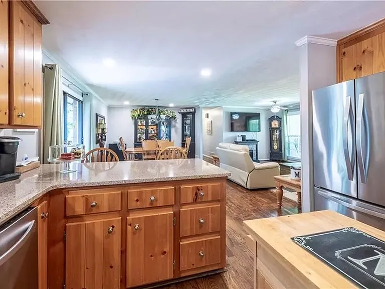 2347 Morgan Rd — Photo 26