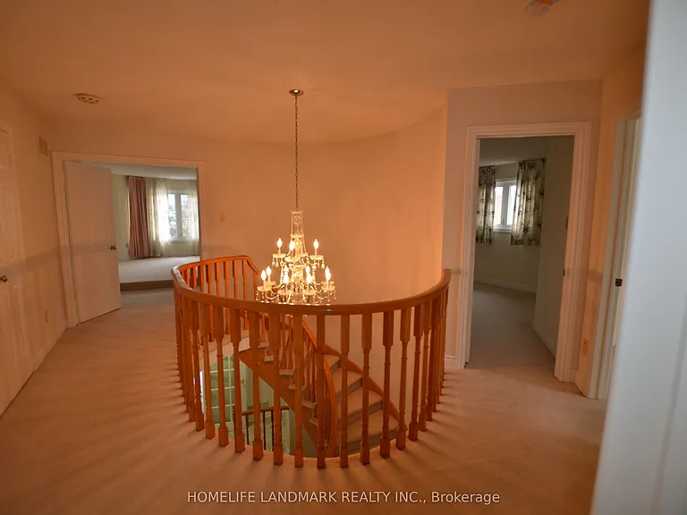 129 Lyndhurst Dr — Photo 17