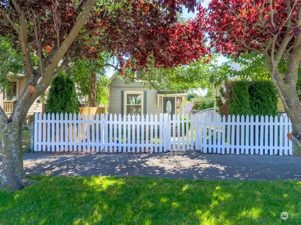 5215 Yakima Avenue, Tacoma, WA 98408