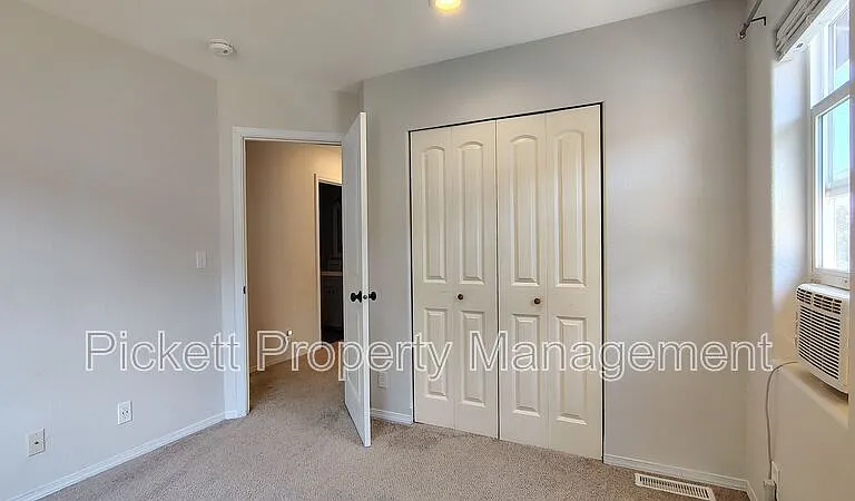 147 N Wycoff Ave — Photo 14