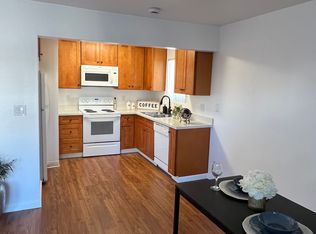 10161 Beardon Dr #2, Cupertino, CA 95014