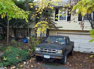 19 Kline St, Hudson, NY 12534