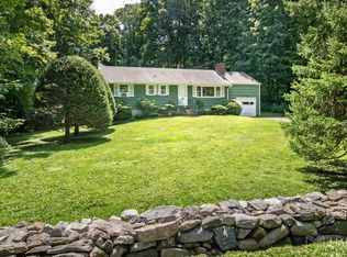 116 Jelliff Mill Rd, New Canaan, CT 06840