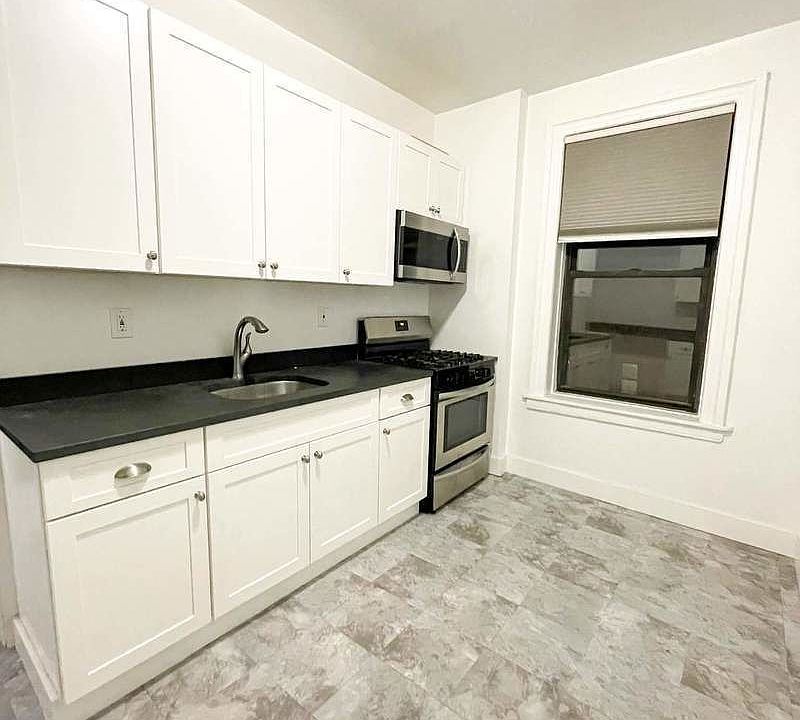 1st image of 29-24 21st Ave