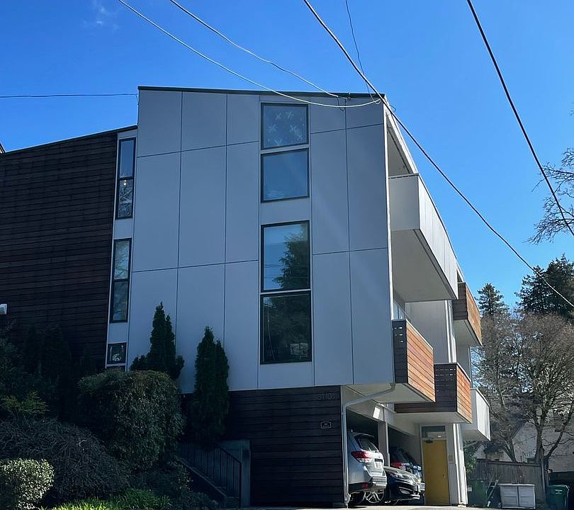 1st image of 3110 Franklin Ave E APT 104