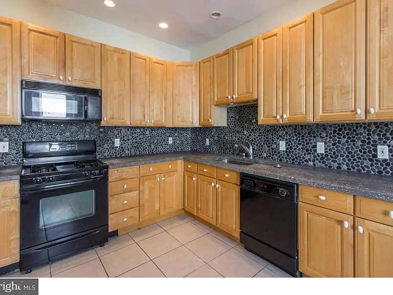 4114 Manayunk Ave — Photo 7