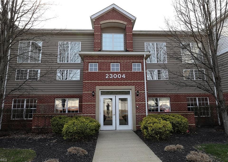 1st image of 23004 Chandlers Ln #4-219