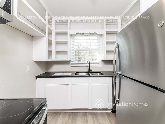 4th image of 3409 Whittier St
