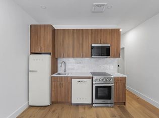 190 Avenue Of The Americas #1S, New York, NY 10013