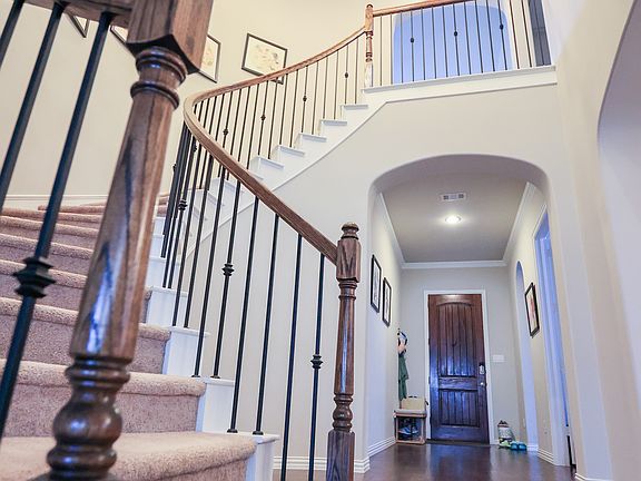stairs/entrance
