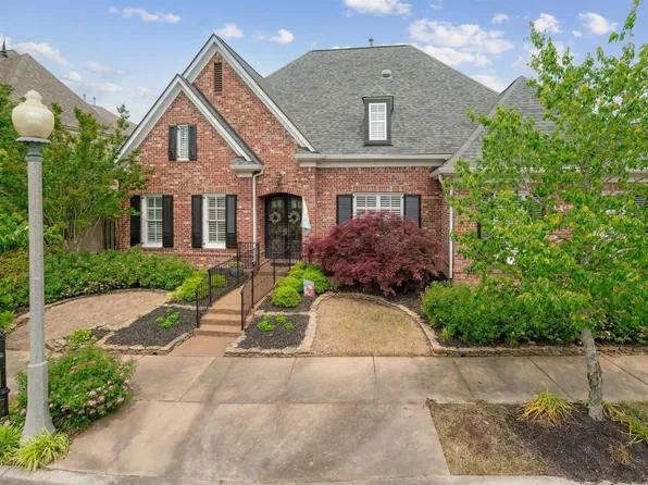 9830 W Laurel Hollow Ln, Germantown, TN 38139