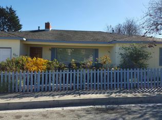 417 19th St, Pacific Grove, CA 93950
