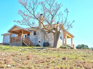 114 Guerrero Rd N, Center Pt, TX 78010