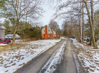 100-200 Robinson Ln, Altamont, NY 12009