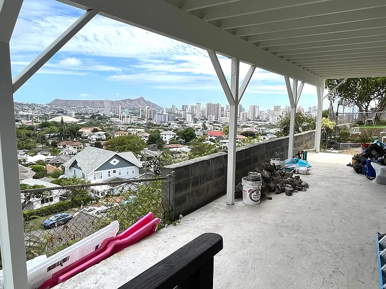2021 Kakela Dr #A — Photo 10