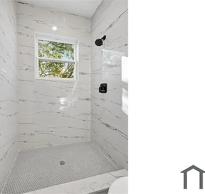 1104 E Annie St — Photo 23
