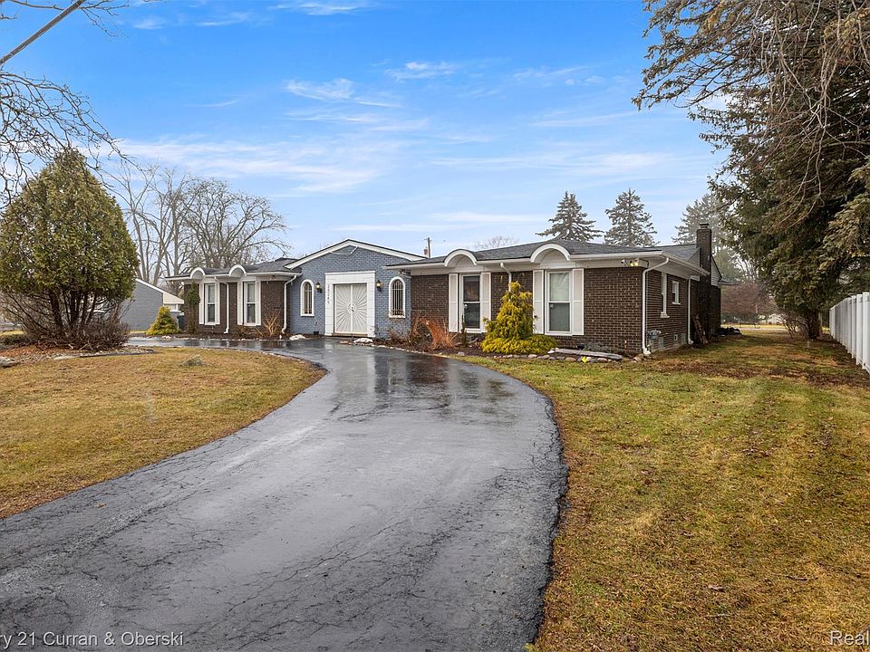 1st image of 28249 Bell Rd