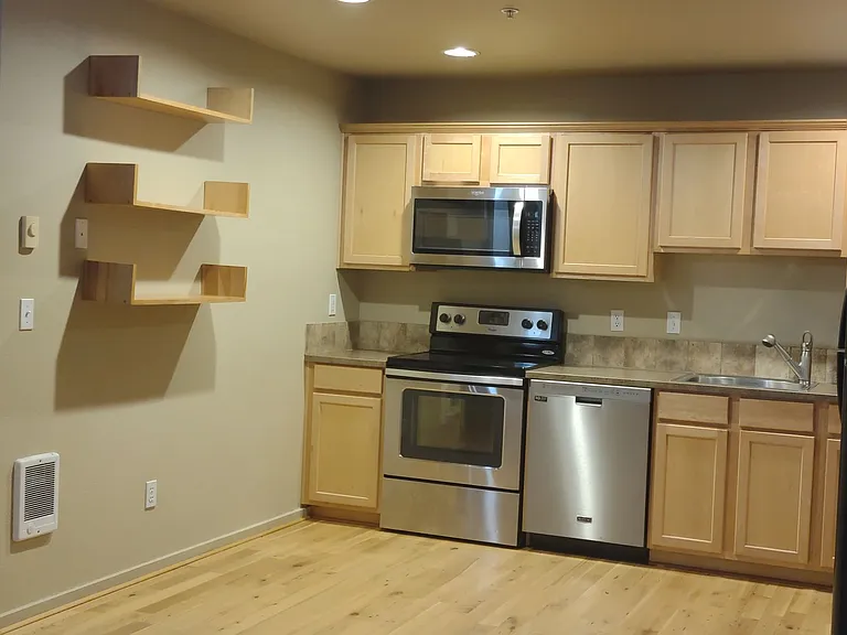 1937 NW Monterey Pines Dr #3 — Photo 8