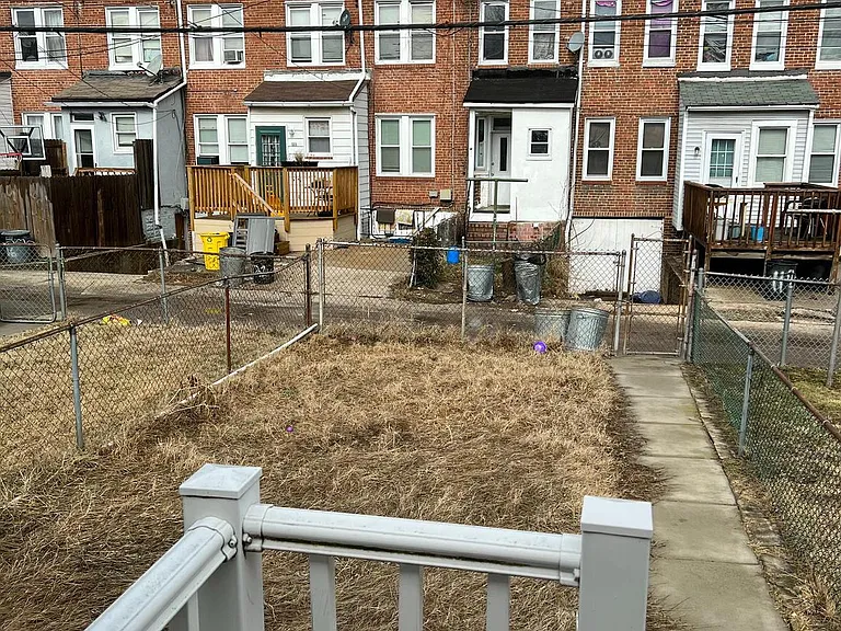118 Patapsco Ave — Photo 11