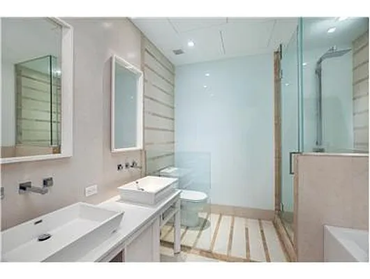 Rented by Douglas Elliman | media 36