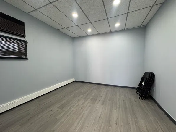 176 Monticello Avenue image 7 of 9