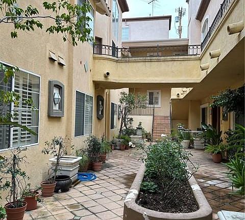 2nd image of 7101 La Tijera Blvd APT J201