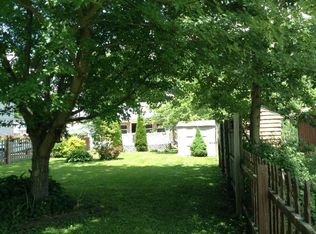 706 16th St, Kenosha, WI 53140