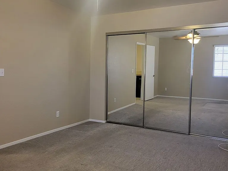1520 Pacific Terrace Dr — Photo 31
