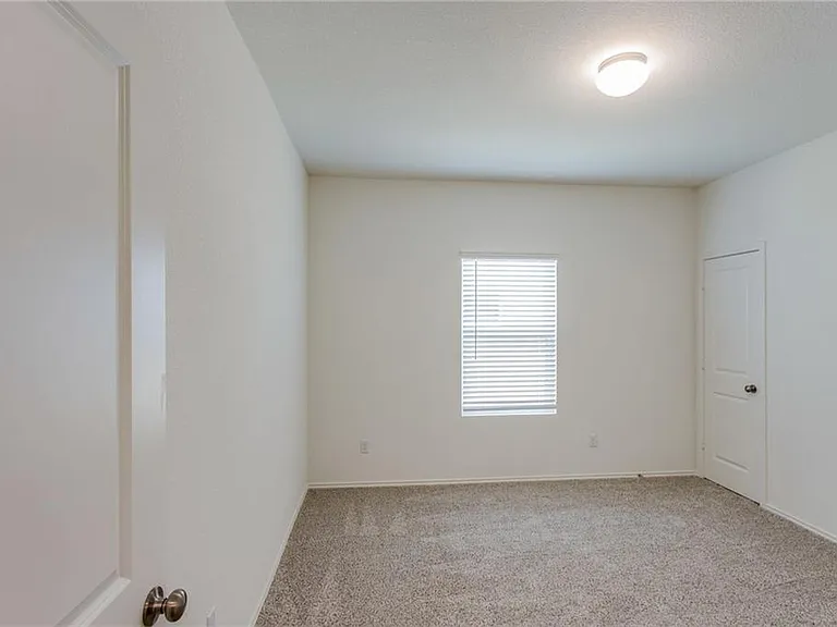713 Mallow Rd — Photo 15