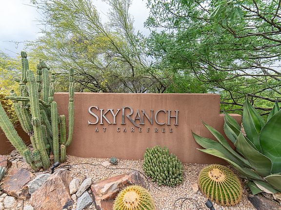 Entrance to the  Neighborhood