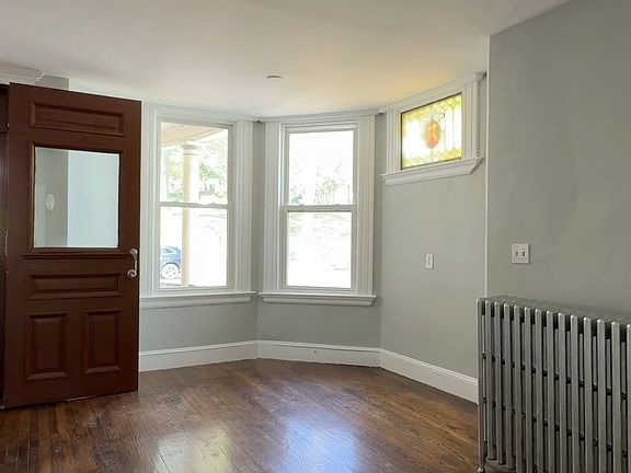 5th image of 139-145 Hillside Ave #1E