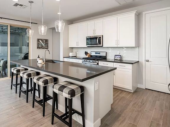 4th image of 25324 N 20th Ave