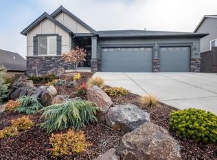 140 Sorrento Ln, Medford, OR 97504