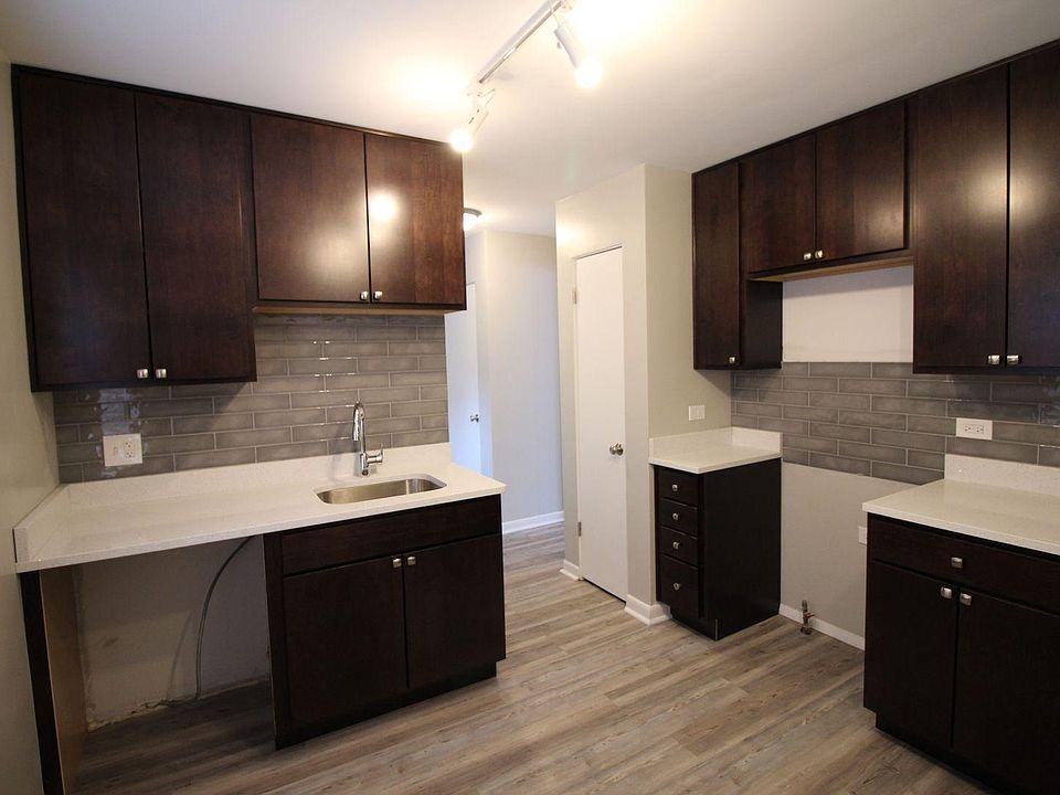 1st image of 2744 Lauretta Pl