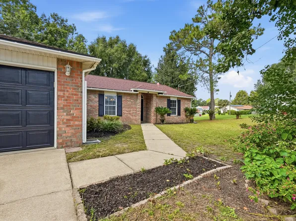 1218 Ego Dr, Crestview, FL 32536