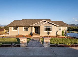 832 Northview Dr, Yreka, CA