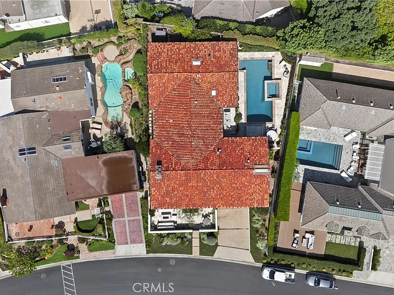 8 Monarch Bay Dr — Photo 47