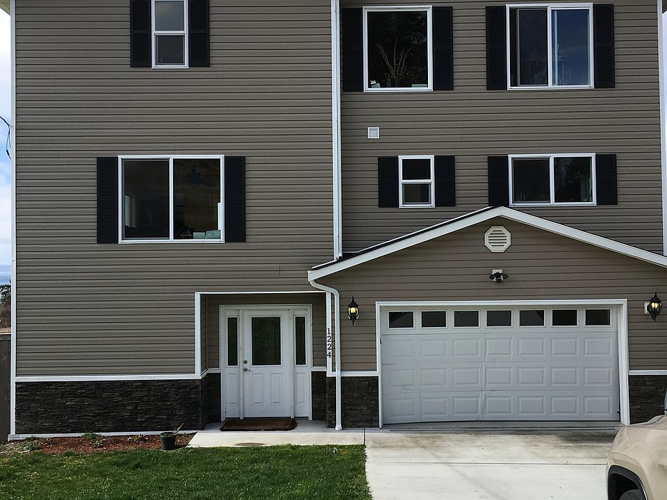 1st image of 1224 Admirals Dr