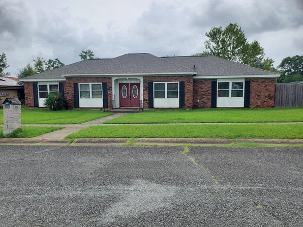 2102 Pear St, Deridder, LA 70634