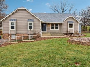 19985 W 119th St, Olathe, KS 66061