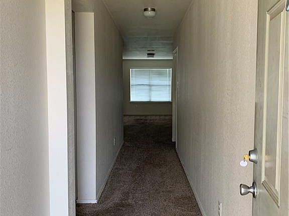 3rd image of 125 Indian Paintbrush Dr