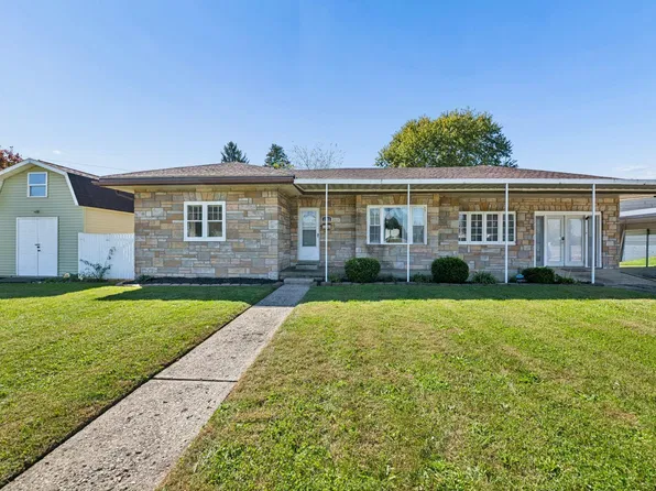 1144 Sugar Grove Rd SE, Lancaster, OH 43130