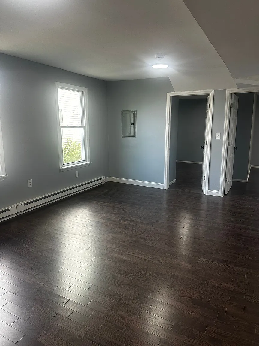 402 S 8th St #2 — photo 3 of 8