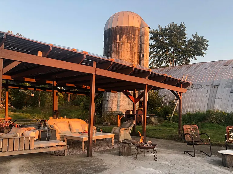 Shared pergola area