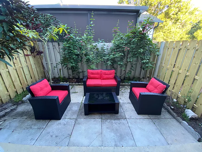 860 Meadowland Dr #E — Photo 11