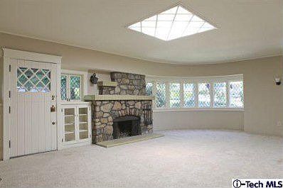 2nd image of 3026 Piedmont Ave
