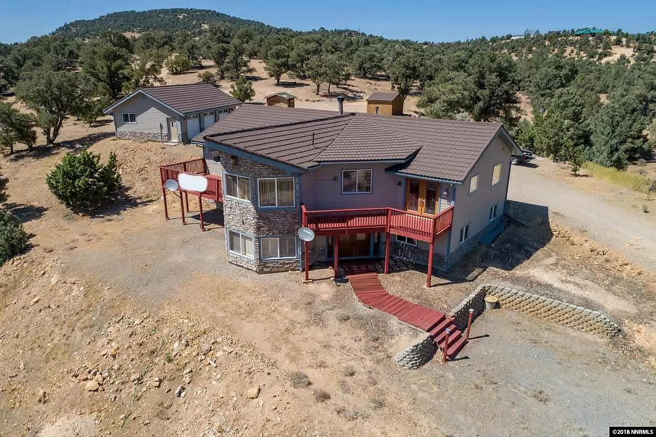 660 Panamint Rd photo 1