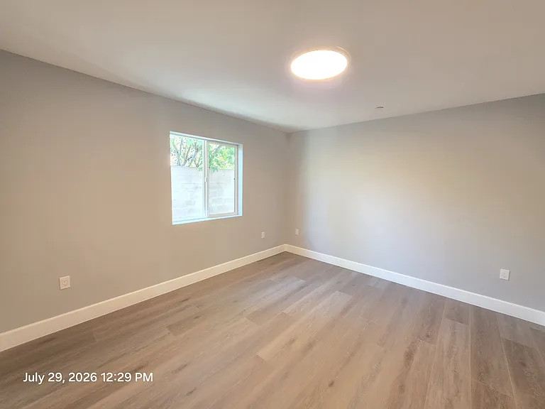 8156 Potter Ave — Photo 12