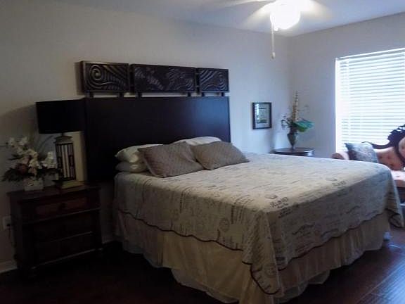 3rd image of 4276 Calinda Ln APT 118